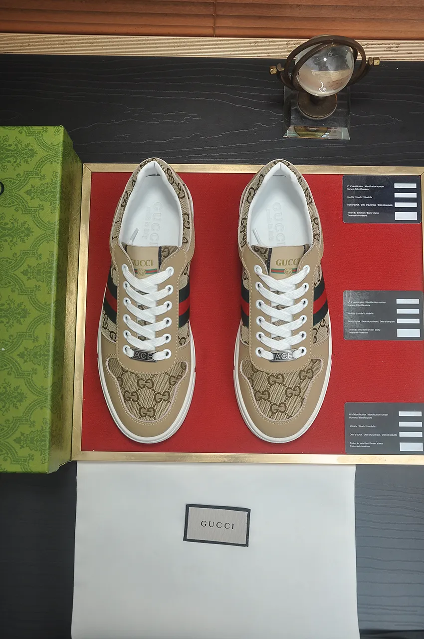 Men's men's shoes💰440💶[GUCCI] official website 1:1 men's sports shoes are now on the market. They are made of original fabric + water-dyed sheepskin lining, plus the official website original 1:1 comfortable outsole. Fashionable and versatile, super comfortable and breathable. Standard shoe size 38/45 (custom-made size 45 is non-refundable)